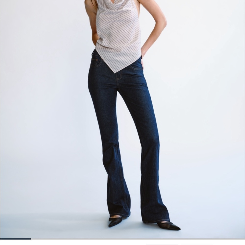 Abercrombie & Fitch Women's Dark Indigo Flared Jeans
